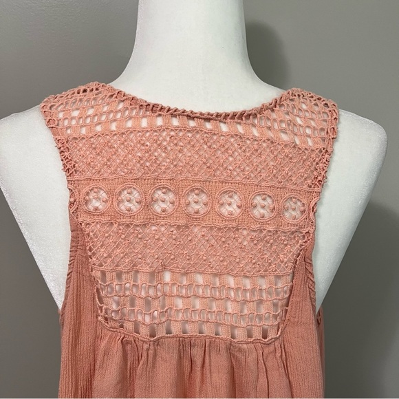 Love & Legend Crochet Cotton Peach Sleeveless Top - Picture 7 of 10